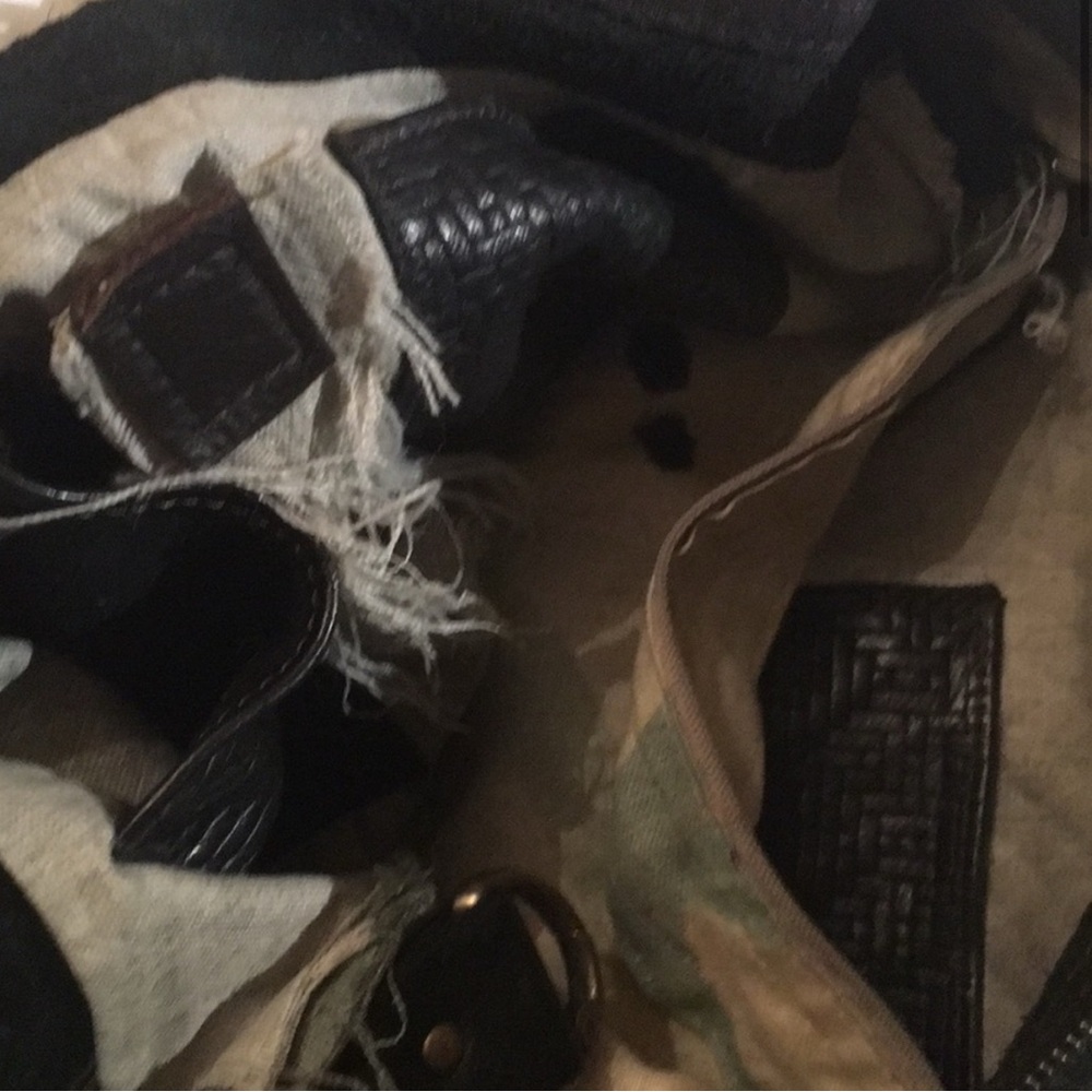 Rough & Tumble convertible leather laptop hobo bag embossed leather custom made - Picture 5 of 5